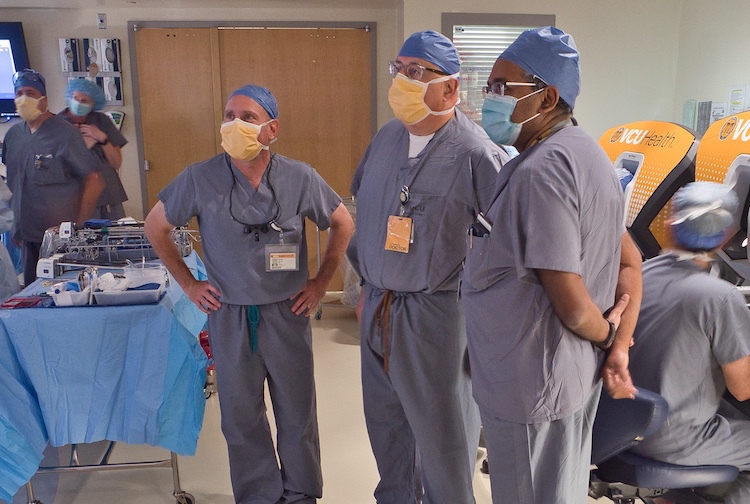 VCU Health surgeons launch robotic living liver procurement